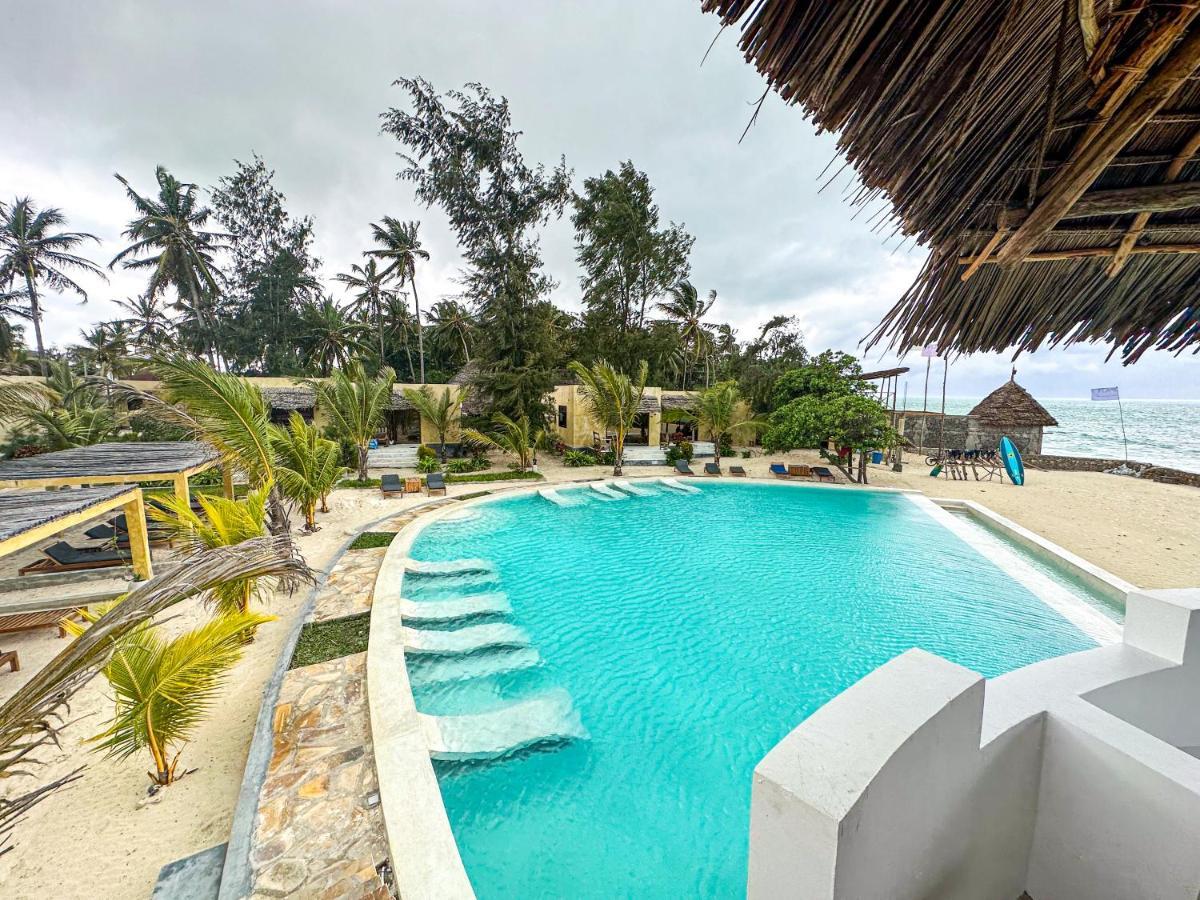 Jambo Beach Hotel Падже Экстерьер фото