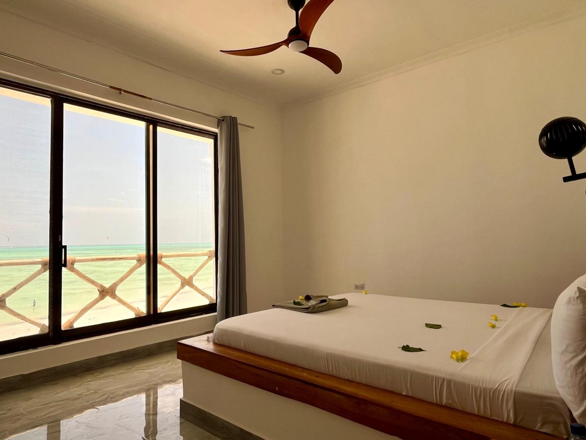 Jambo Beach Hotel Падже Экстерьер фото