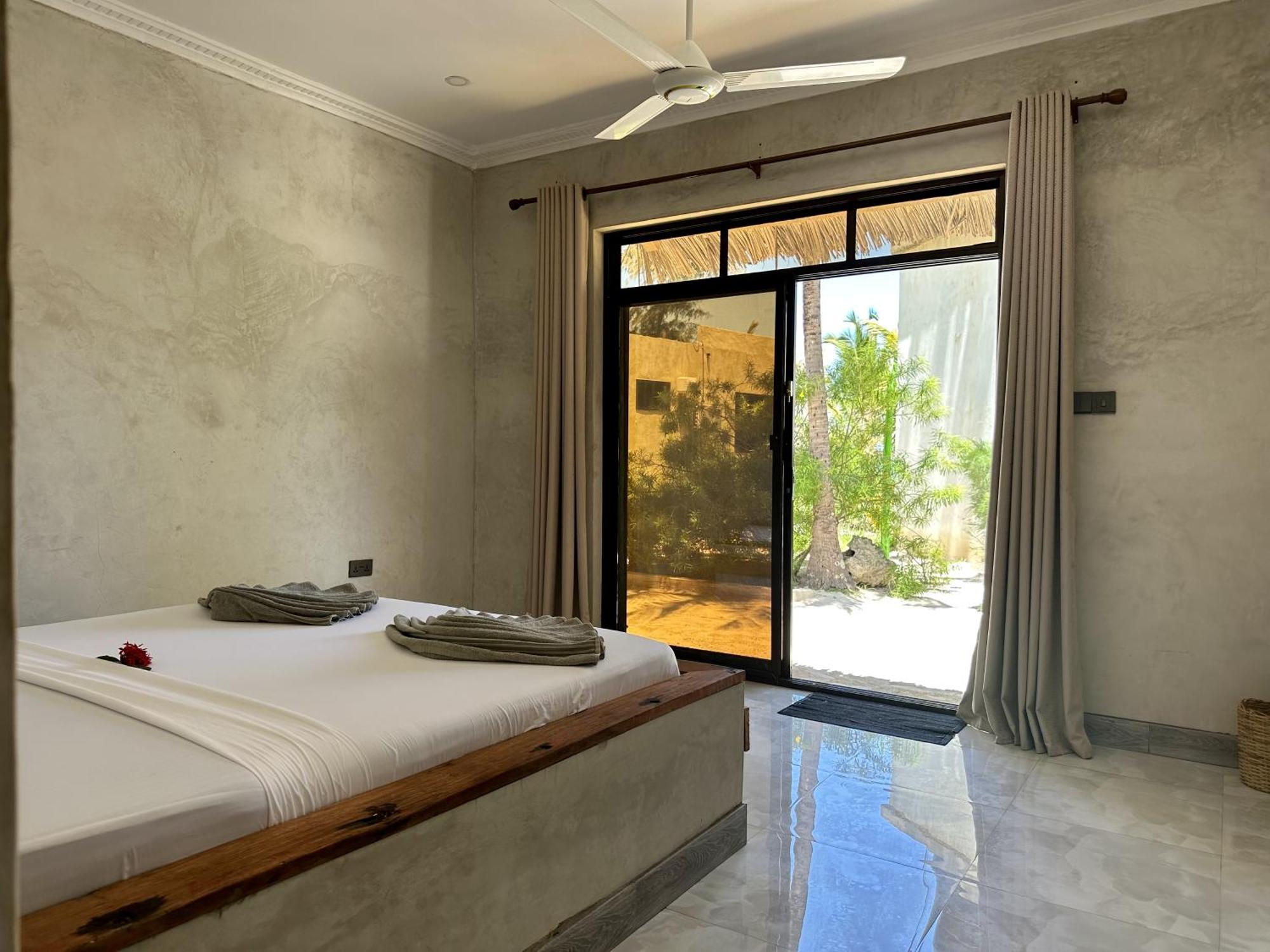 Jambo Beach Hotel Падже Экстерьер фото